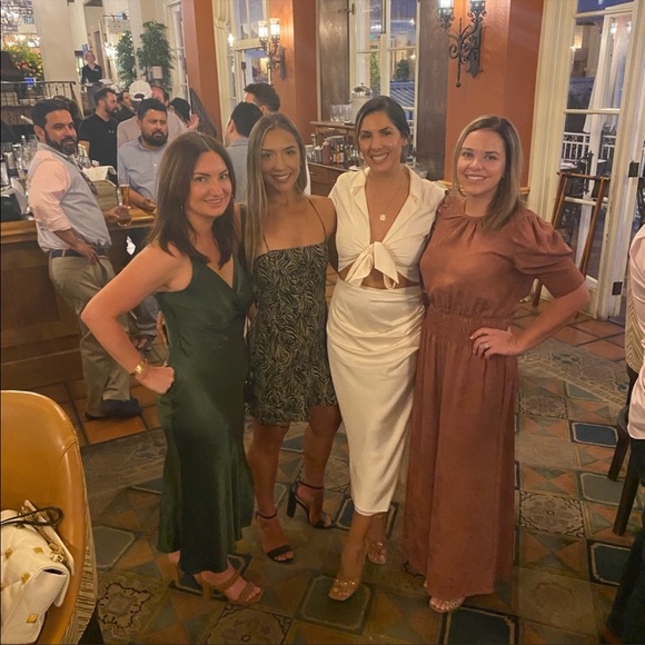 Revolve x Lovers + Friends Gianne matching co-ord set in ivory - Picture 4 of 7